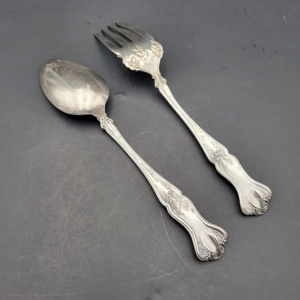 1847 Rogers Bros. Silverplated Vintage Pattern Grape Salad Serving Set